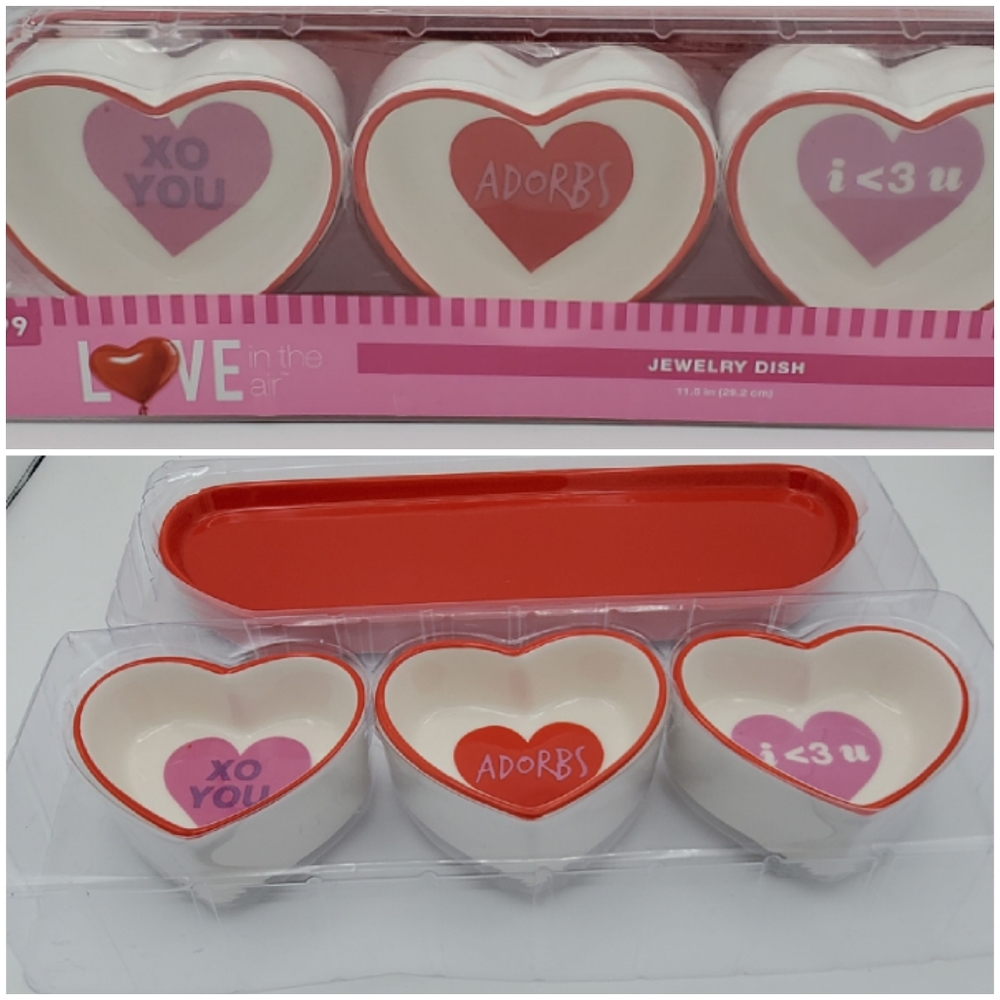 New Valentine's Day Ceramic Jewelry Dish Set of 3 NIB With Base